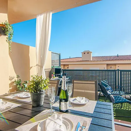 Luxury Townhouse With Panoramic Sea View Holiday home *